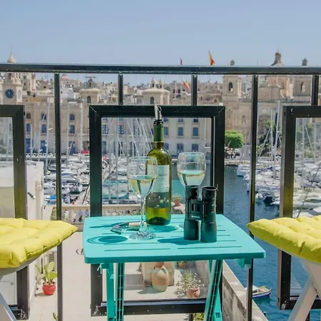 Marina View Malta سنجليا